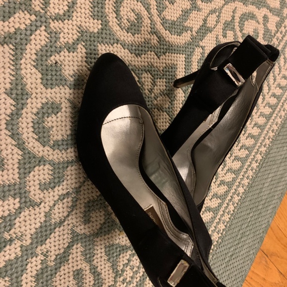 Adrienne Vittadini Satin Pumps with Jewel - Picture 4 of 6